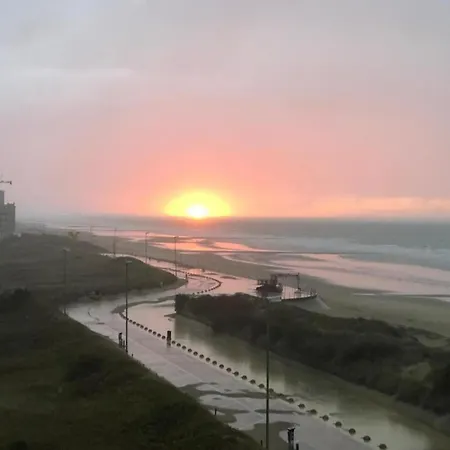 In Near Sandy * Middelkerke